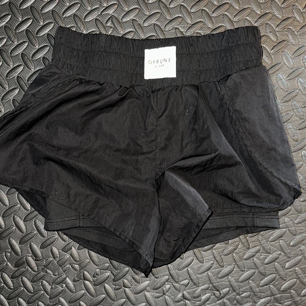 OFFLINE Women's Athletic Shorts in Black